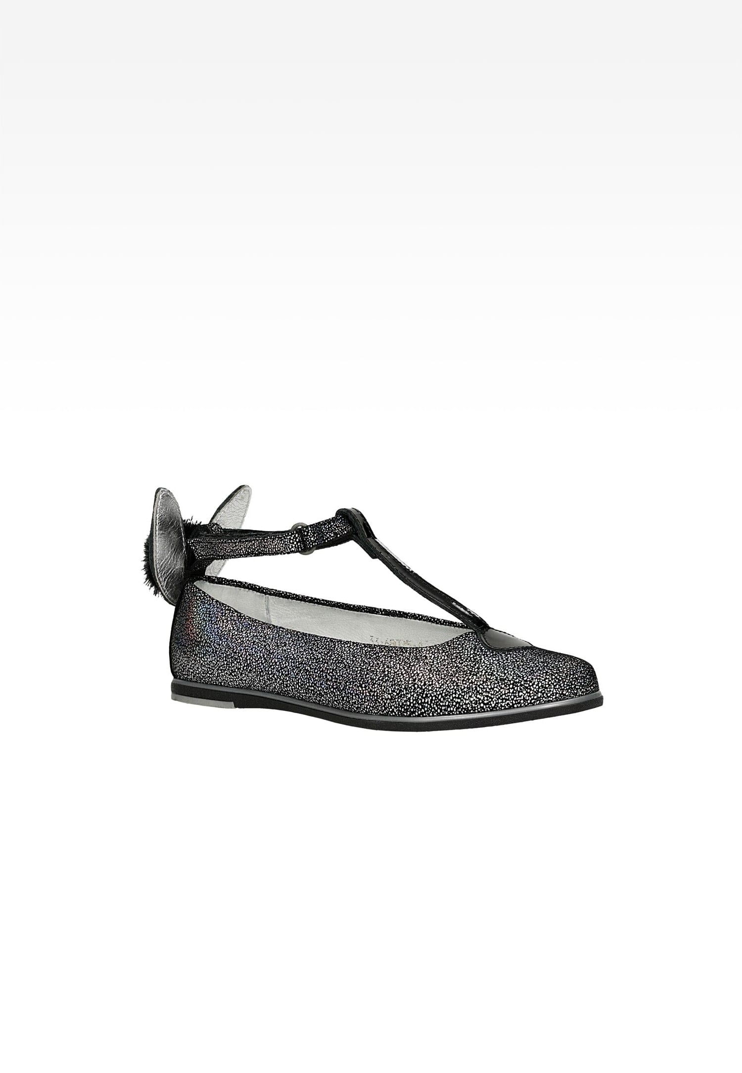 Buty dziewczęce z ozdobą