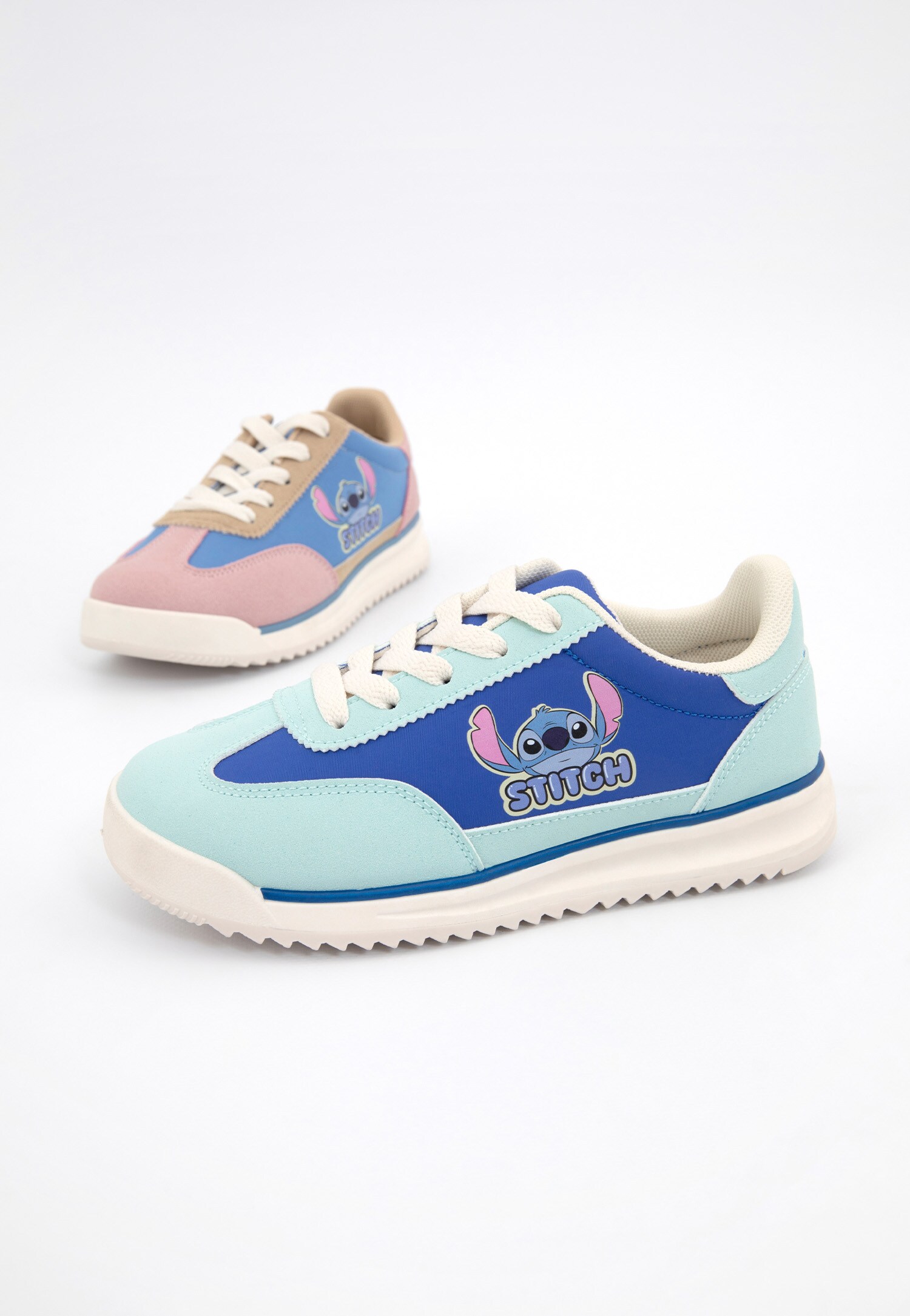 Kolorowe trampki sznurowane Stitch