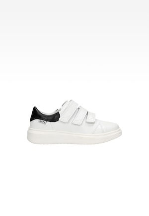 Sneakers BARTEK W-75220/NPW, biały