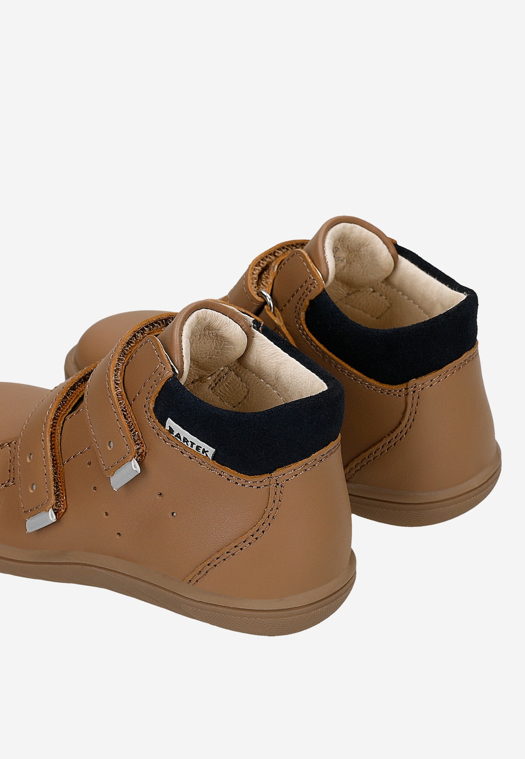 Beżowe skórzane trzewiki barefoot BARTEK 86309-54 Widok 7
