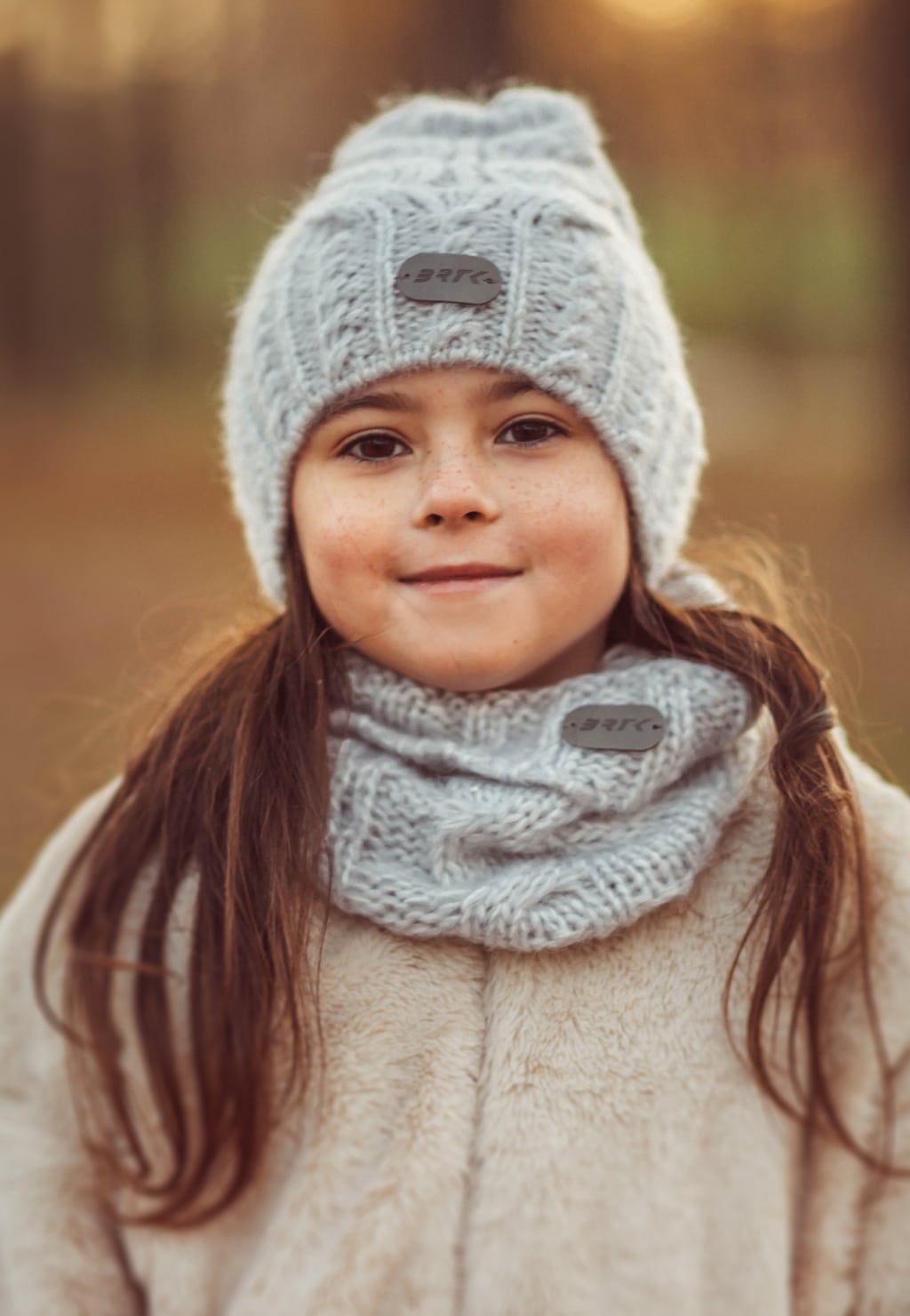 Zimowy zestaw BARTEK z wełny merino 85604-80, czapka + komin Widok 6