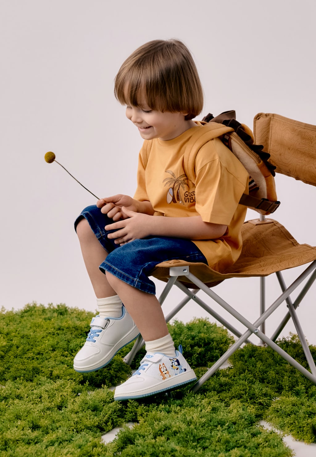 Białe trampki Bluey z niebieskimi wstawkami BARTEK 87034-19 Widok 9