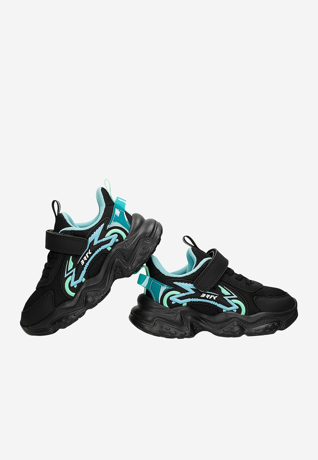 Sportowe sneakersy chłopięce z siateczkową cholewką i futurystycznymi detalami BARTEK 87022-17 Widok 7
