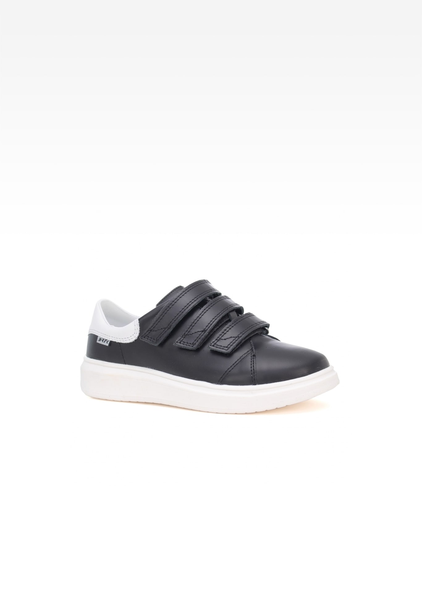 Sneakers BARTEK W-75220/Y04, czarno-biały